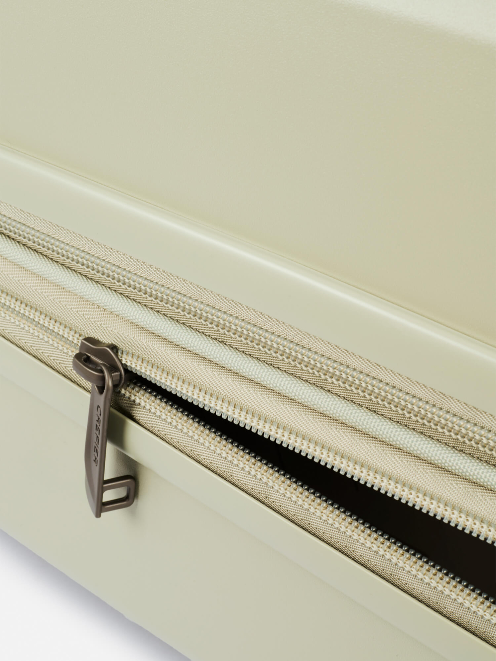 Maleta Dura Cairo 2.0 19