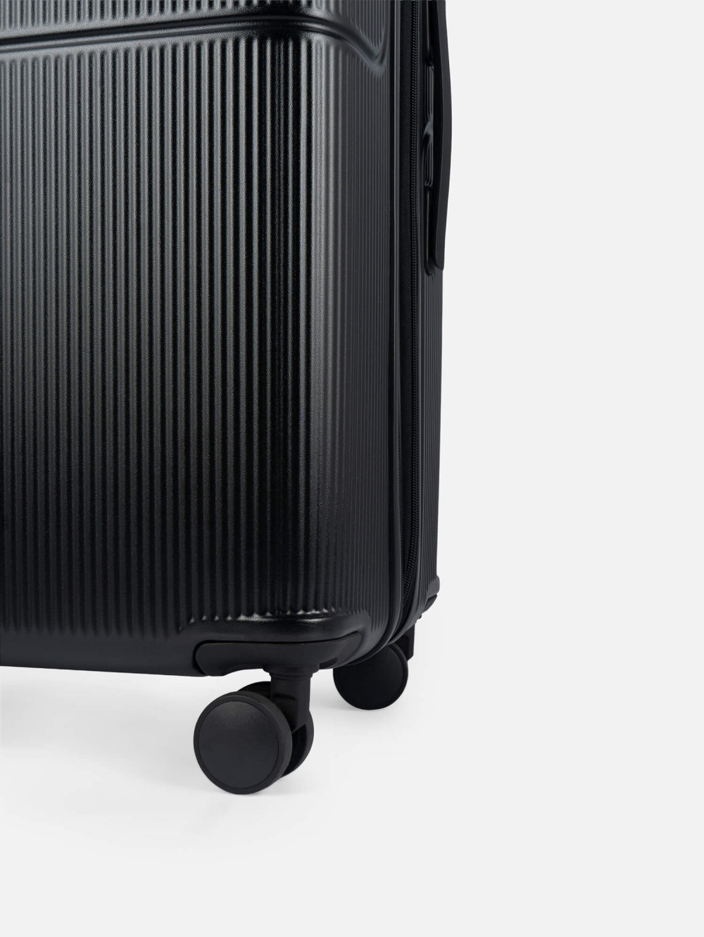 Maleta Dura Estocolmo 28